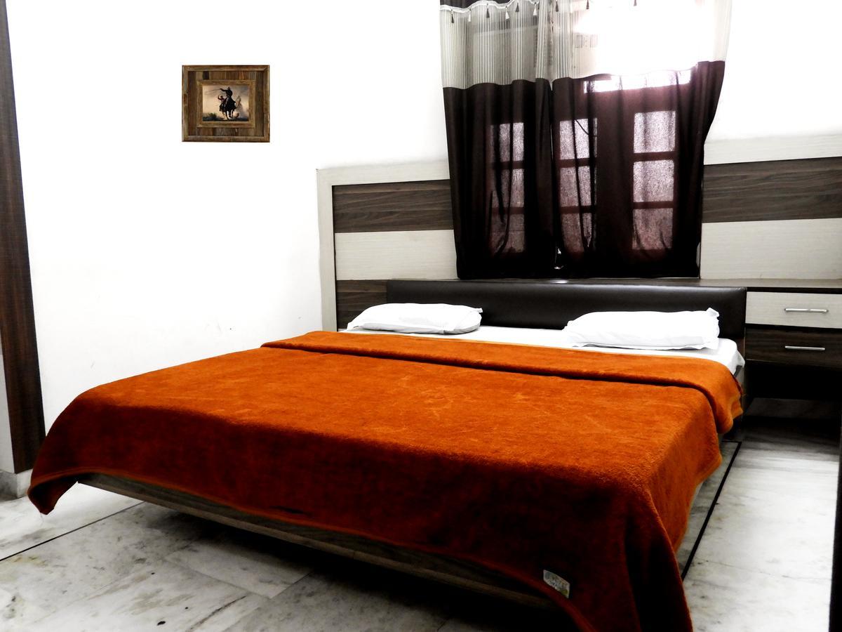 Time Square Guest House Τζαλαντάρ Εξωτερικό φωτογραφία