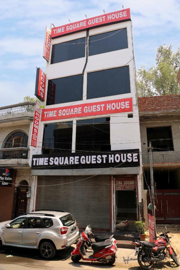 Time Square Guest House Τζαλαντάρ Εξωτερικό φωτογραφία